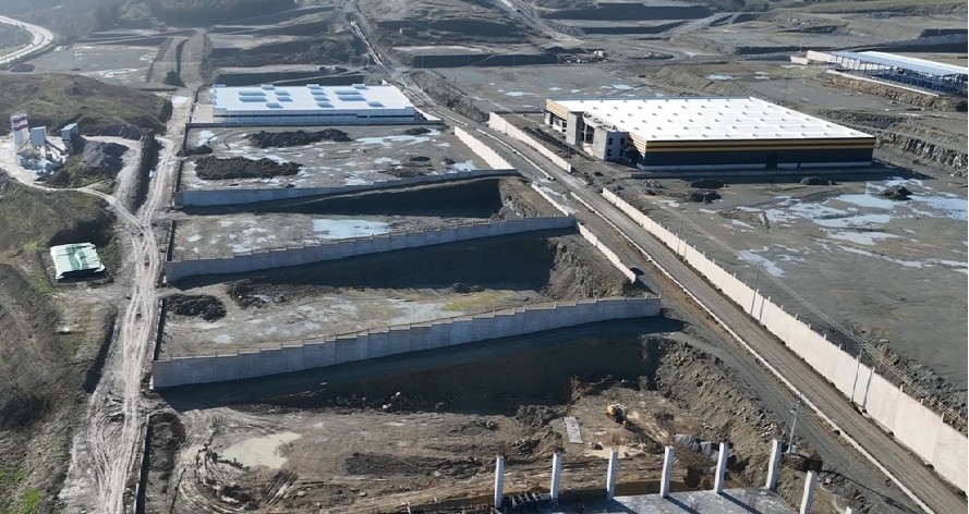 KAYNARCA DOMİOSB 1.ETAP BETONARME PARSEL SINIR DUVARLARININ YAPIMI İŞİ